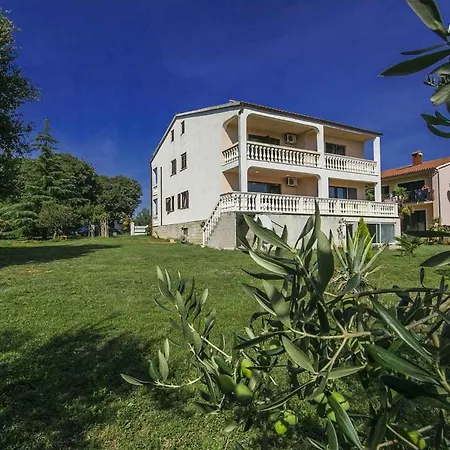 App Lukas Apartment Porec