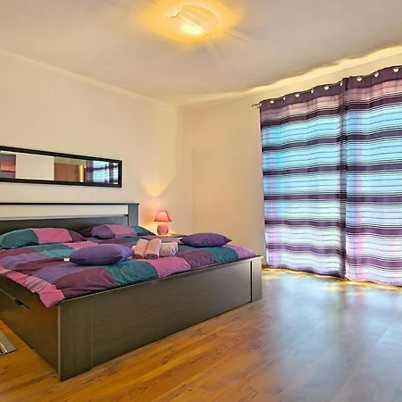 Apartment App Lukas