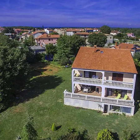 App Lukas Пореч